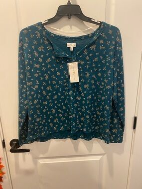 True Craft Teal Floral Long-Sleeve Henley Top